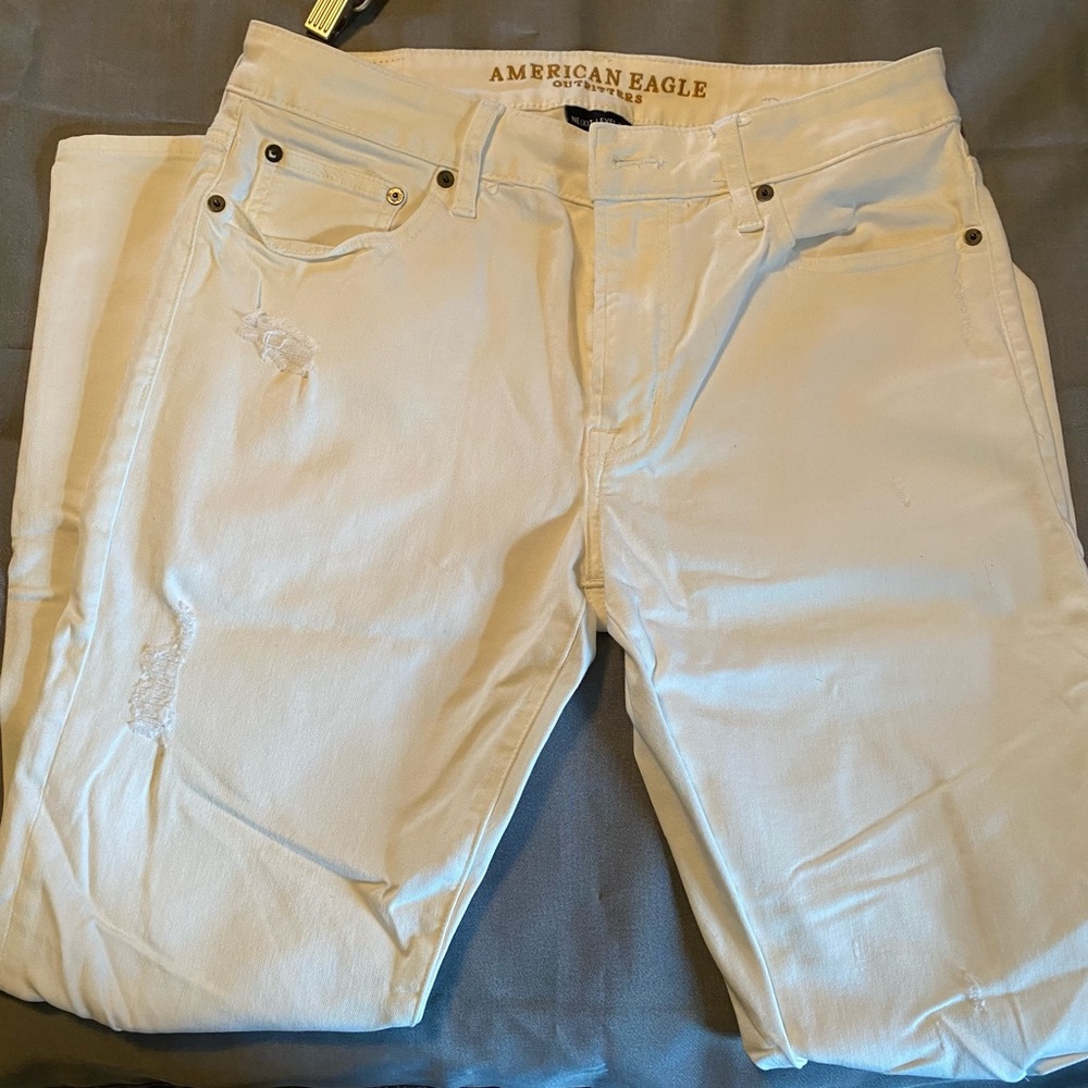 American Eagle white jean Slim Next Level Flex